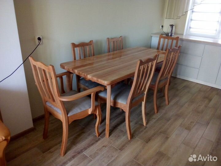 Двери,Столы,стулья,кровати