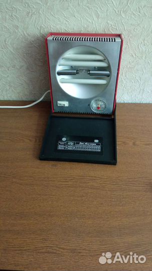 Кварцевая лампа бактерицидная