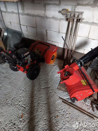 Снегоуборщик brait