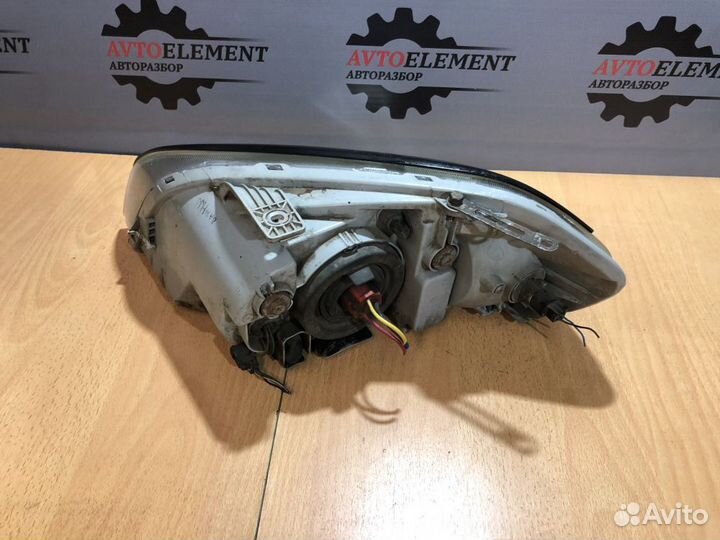 Фара правая с дефектом Chevrolet Aveo T250