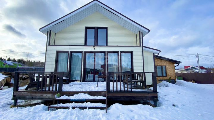 Дом 148 м² на участке 6 сот.