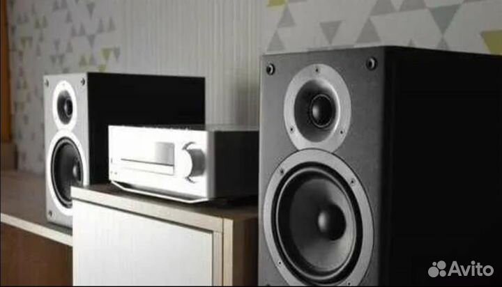 Музыкальный центр Philips DCD 7010