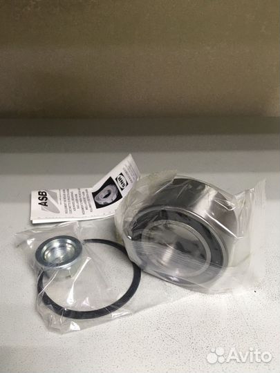 Подшипник ступицы колеса Renault 402109533R