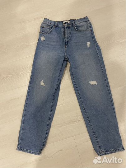 Джинсы zara для девочки,в прекрасном состоянии
