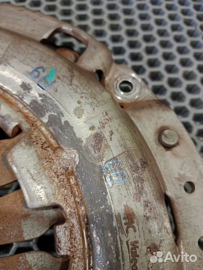 Корзина сцепления Chevrolet Cruze J300 хетчбек