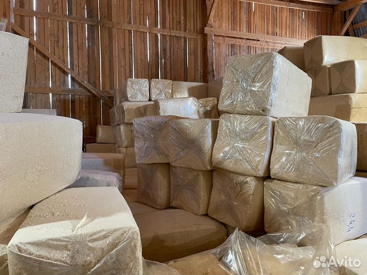 Опилки, сухая стружка