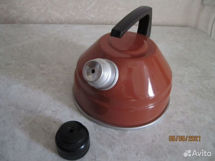 Чайник со свистком