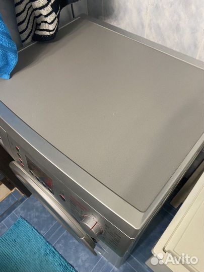 Стиральная машина с сушкой Bosh Wash+Dry Maxx5