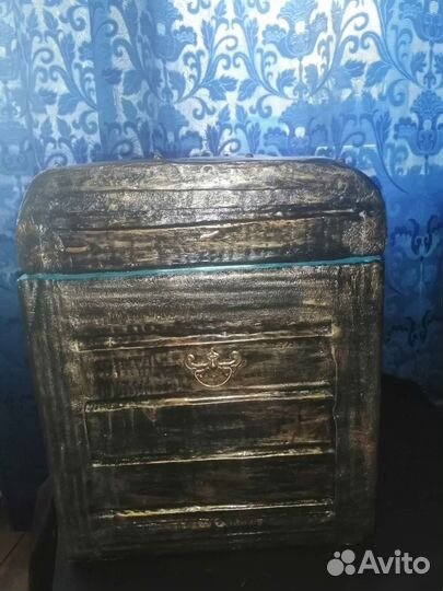 Сундук декоративный