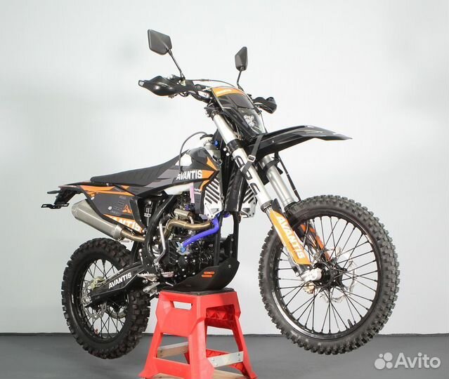 Мотоцикл Avantis Enduro 300 PRO Carb FCR Exclusive