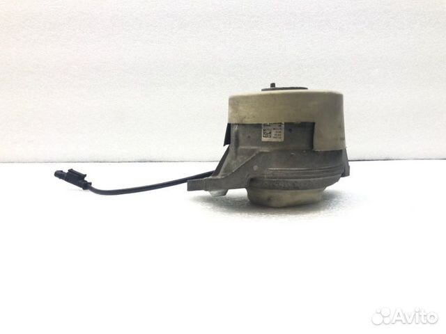 Опора двигателя передняя правая Mercedes-Benz Glc