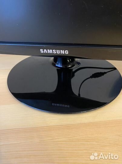 Монитор Samsung 21,5’’