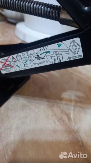 Домкрат винтовой