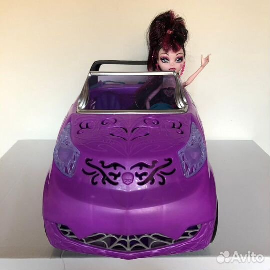 Игрушечная машина Monster High