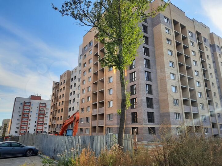 2-к. квартира, 54 м², 2/10 эт.