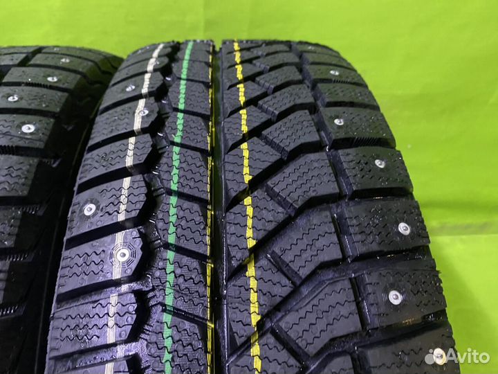 Viatti Brina Nordico V-522 215/55 R17 94T