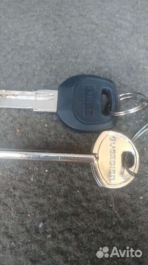 Дверь входная металлическая