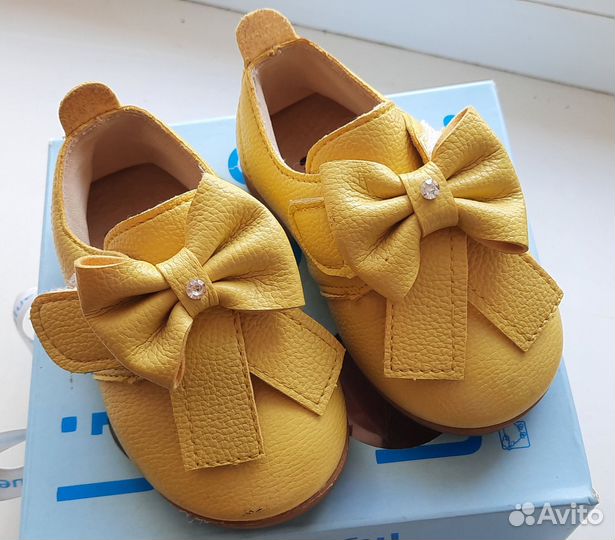 Кроссовки zara ботинки угги тапочки