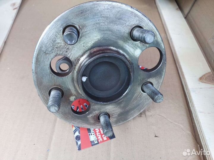 Ступица задняя королла 150