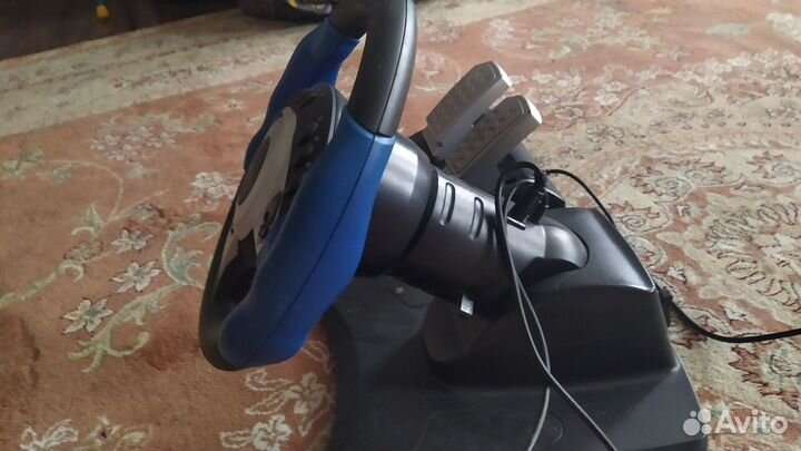 Игровой руль 