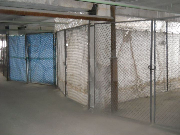 Машиноместо, 18 м²