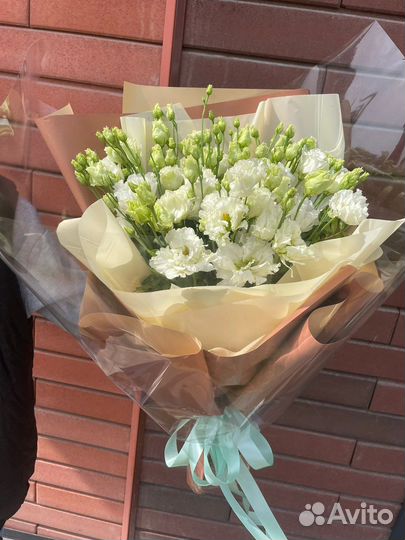 Букет из эустомы