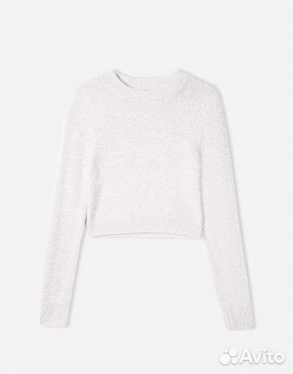 Пушистый свитер