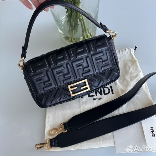 Сумка Fendi Baguette оригинал