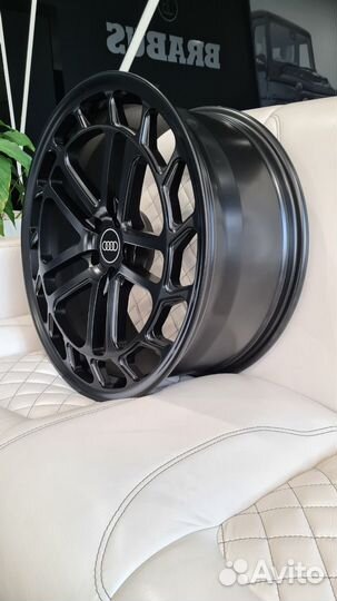 Кованые диски R21 для Audi A8 в наличии