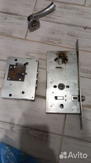 Вскрытие замков Дверей Автомобилей Сейфов Замена