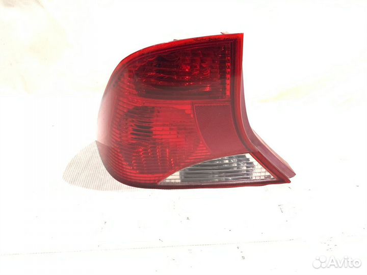 Фонарь задний левый Ford Focus I America 2000