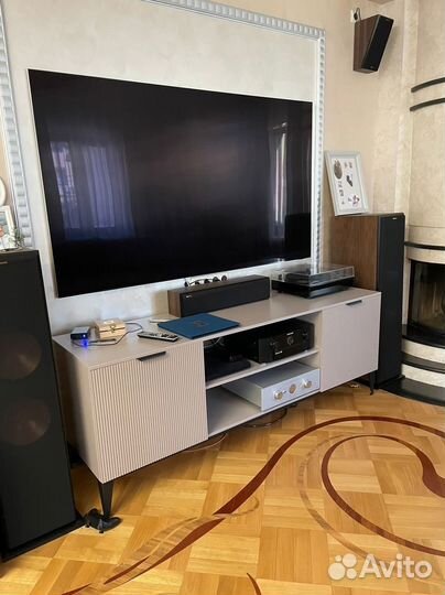Тумба под телевизор