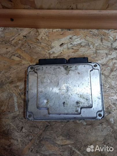 Эбу Двигателя Гольф 4 1.9 038906012M