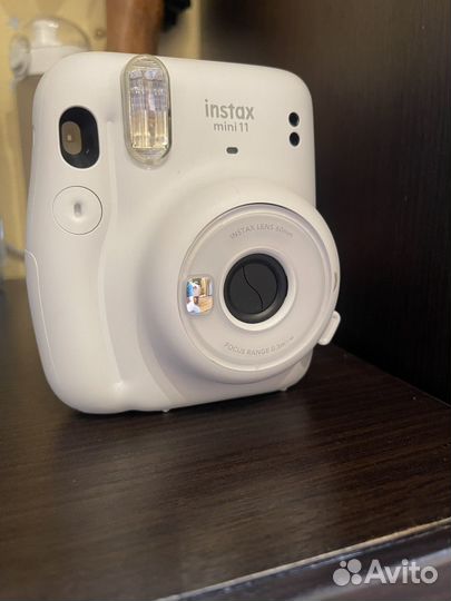 Фотоаппарат instax mini 11