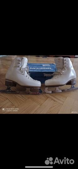 Фигурные коньки risport