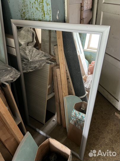 Зеркало настенное