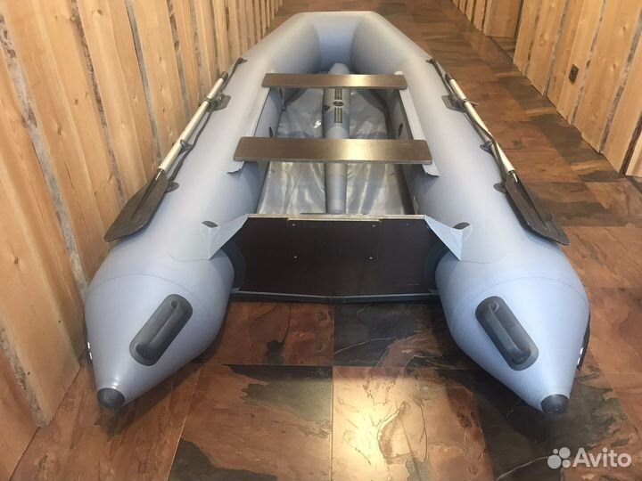 Лодка Hunter 320 lk хантер 320 лк