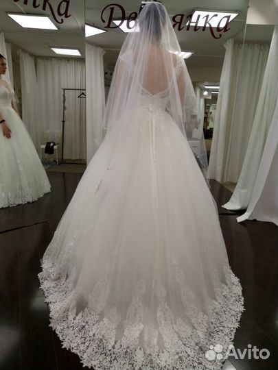 Платье свадебное