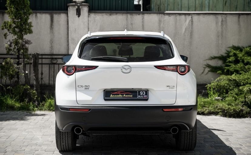 Mazda CX-30: фото владельца
