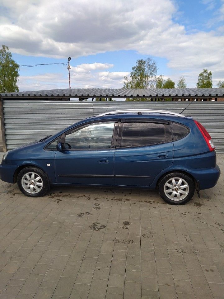 Chevrolet Rezzo: фото владельца