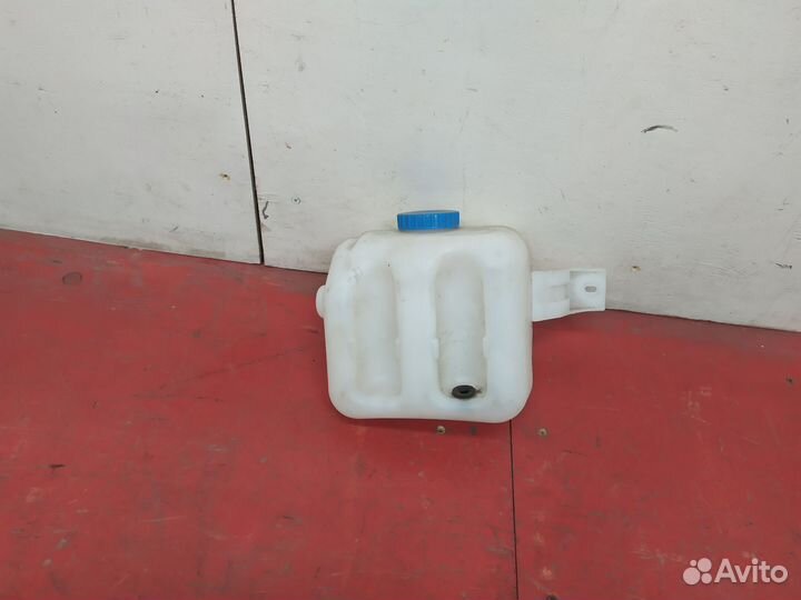 Бачок омывателя LADA Granta