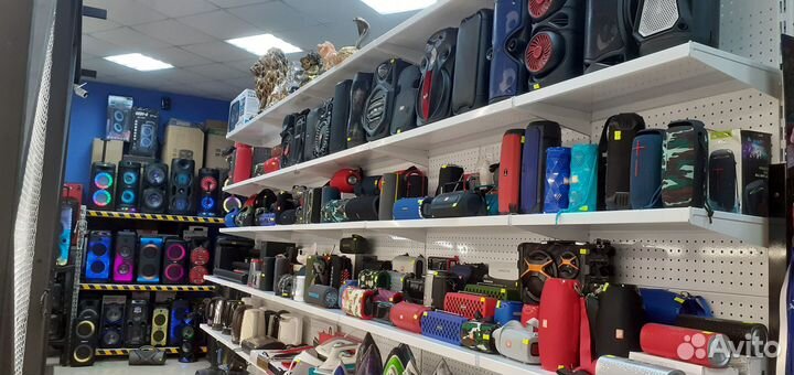 Портативные колонки / новые / большие и маленькие