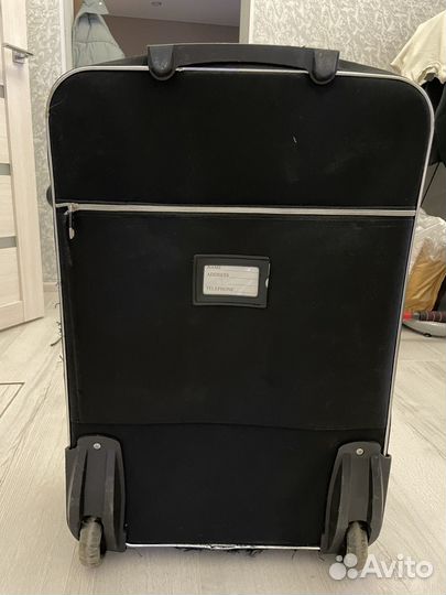 Чемодан на колесах большой