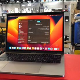 MacBook Pro 13 2017 16/256