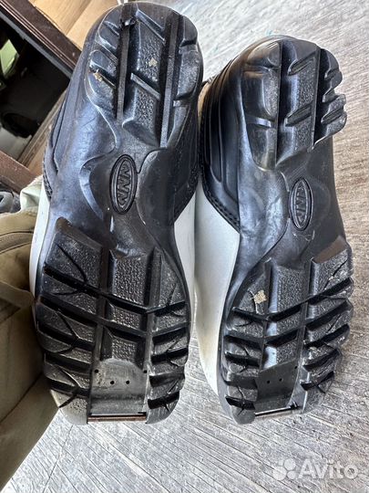 Лыжные ботинки fischer детские 32 -33 размер