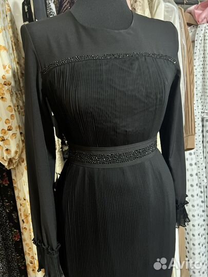 Платье вечернее