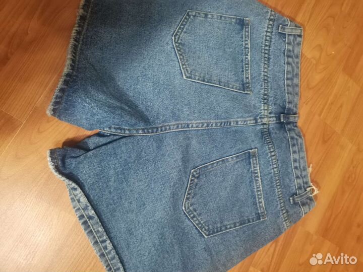 Шорты женские