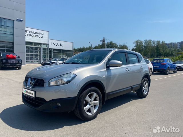 Nissan Qashqai 1.6 CVT, 2013, 126 000 км с пробегом, цена 1110000 руб.