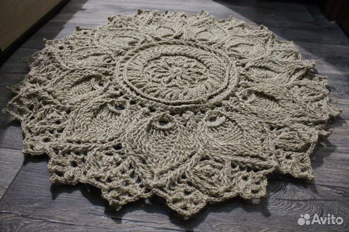 Коврик вязаный джутовый