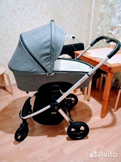 Коляска 2 в 1 Moon Resea Универсал